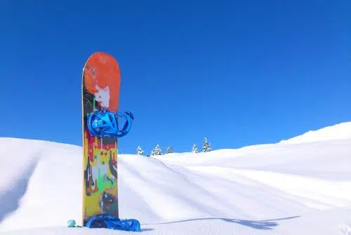 Comment bien choisir son snowboard d’occasion ?